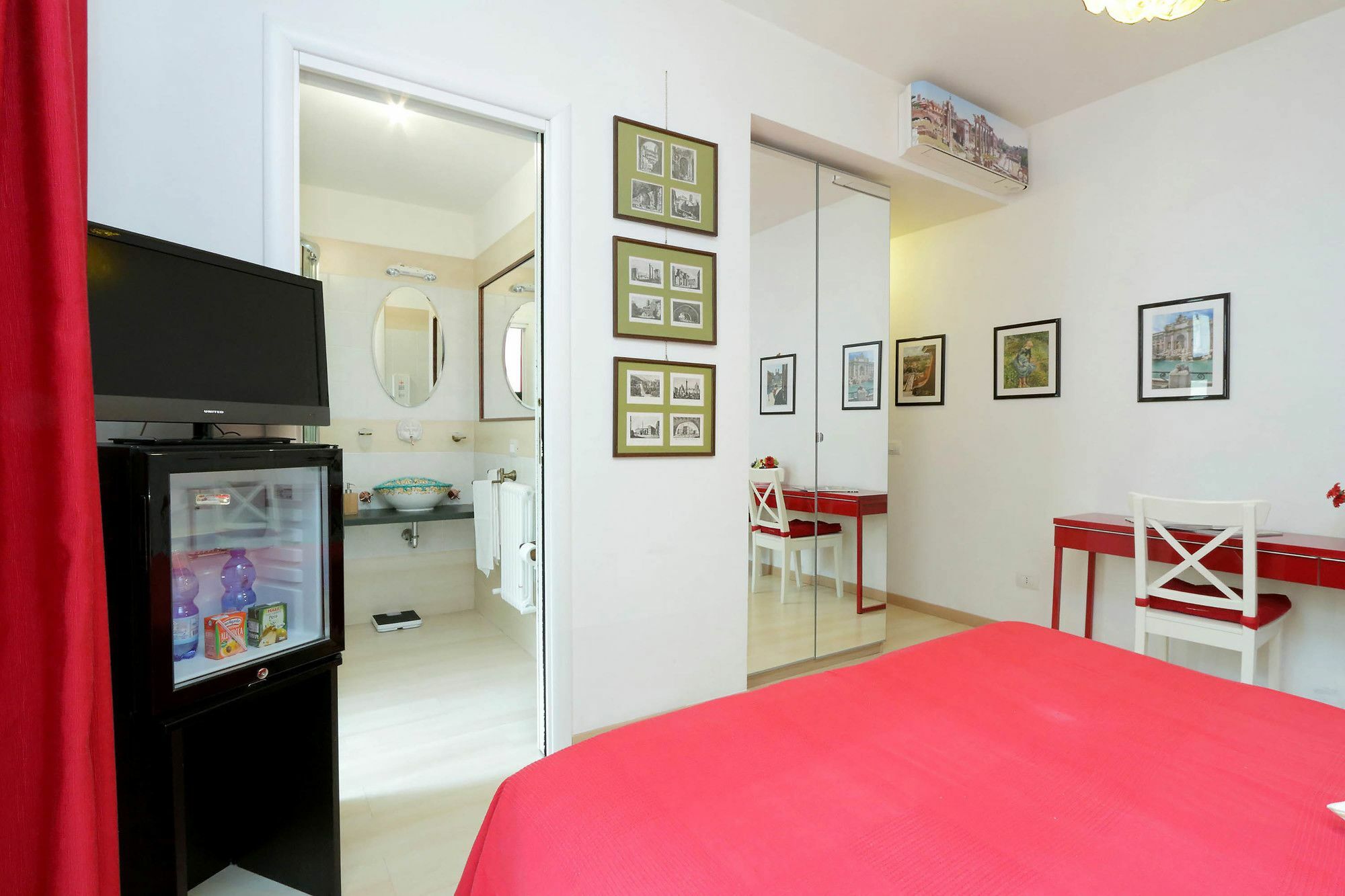 The Guesthouse โรม ภายนอก รูปภาพ