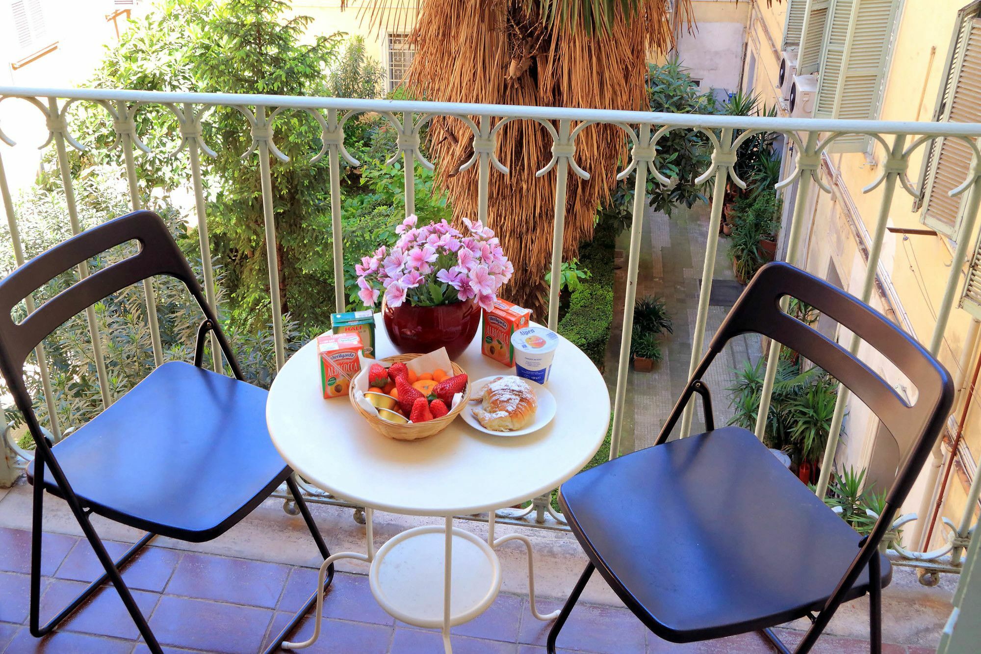 The Guesthouse โรม ภายนอก รูปภาพ
