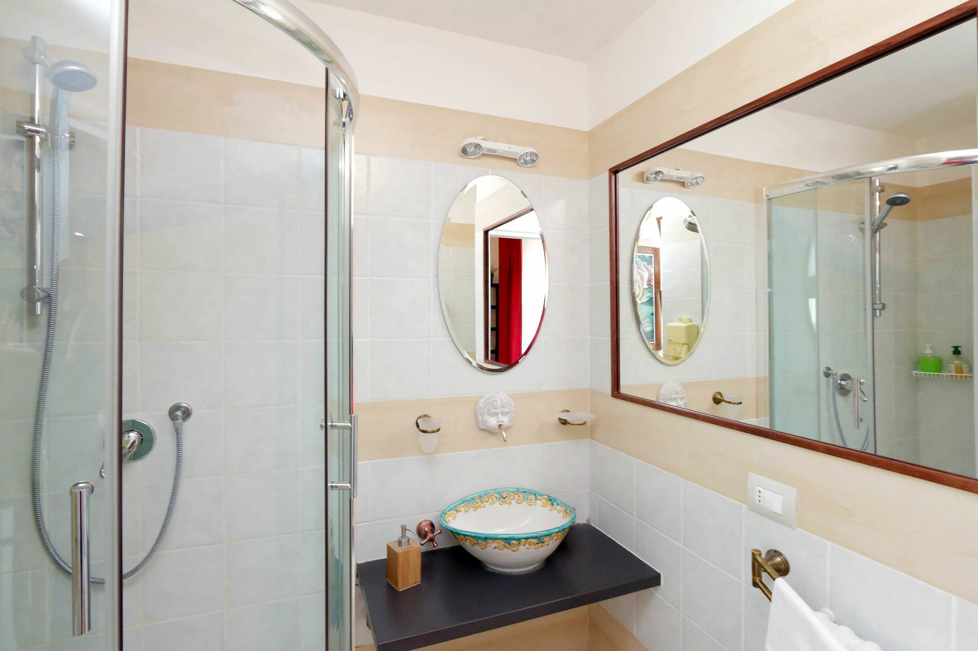 The Guesthouse โรม ภายนอก รูปภาพ