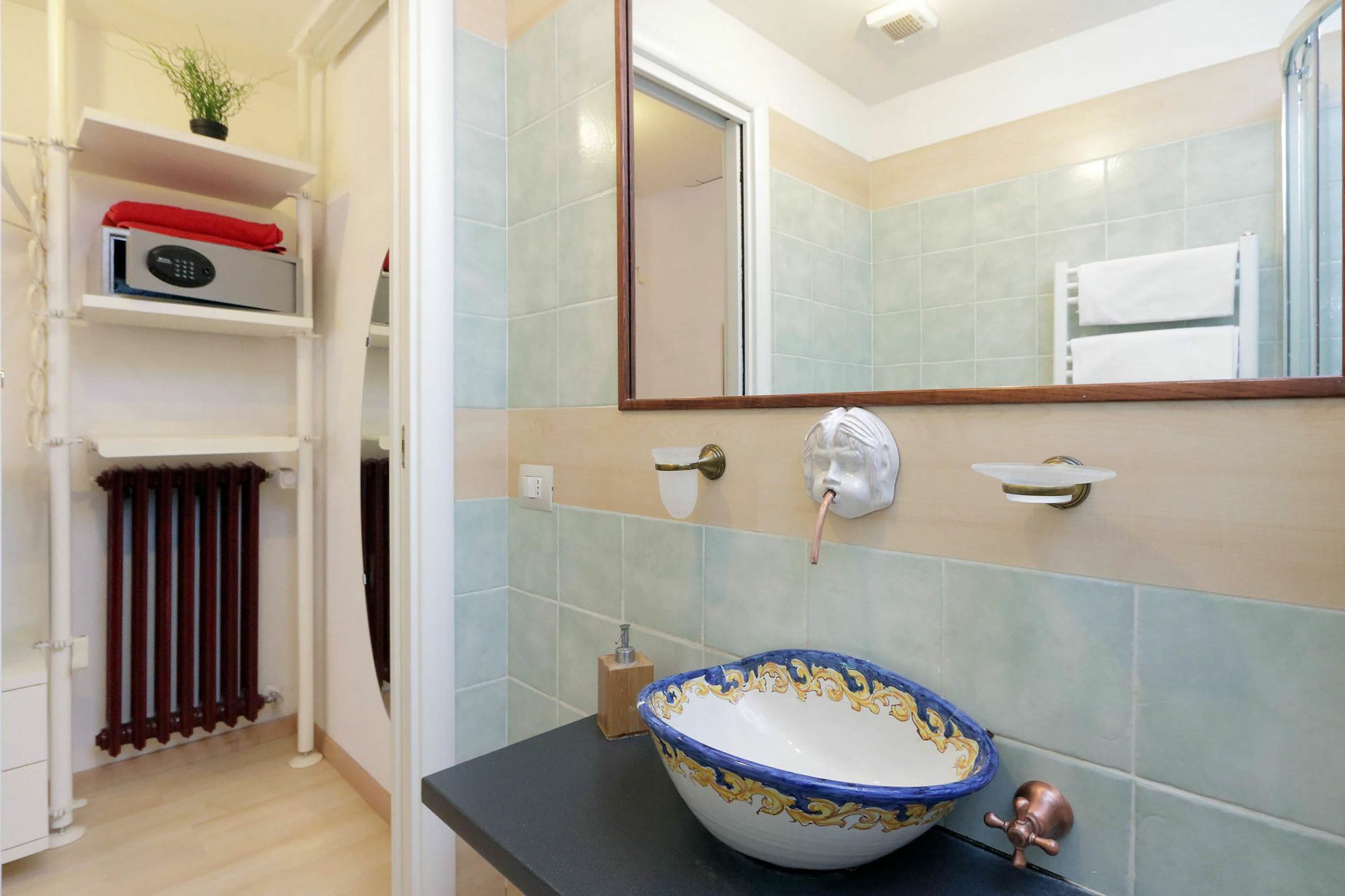The Guesthouse โรม ภายนอก รูปภาพ